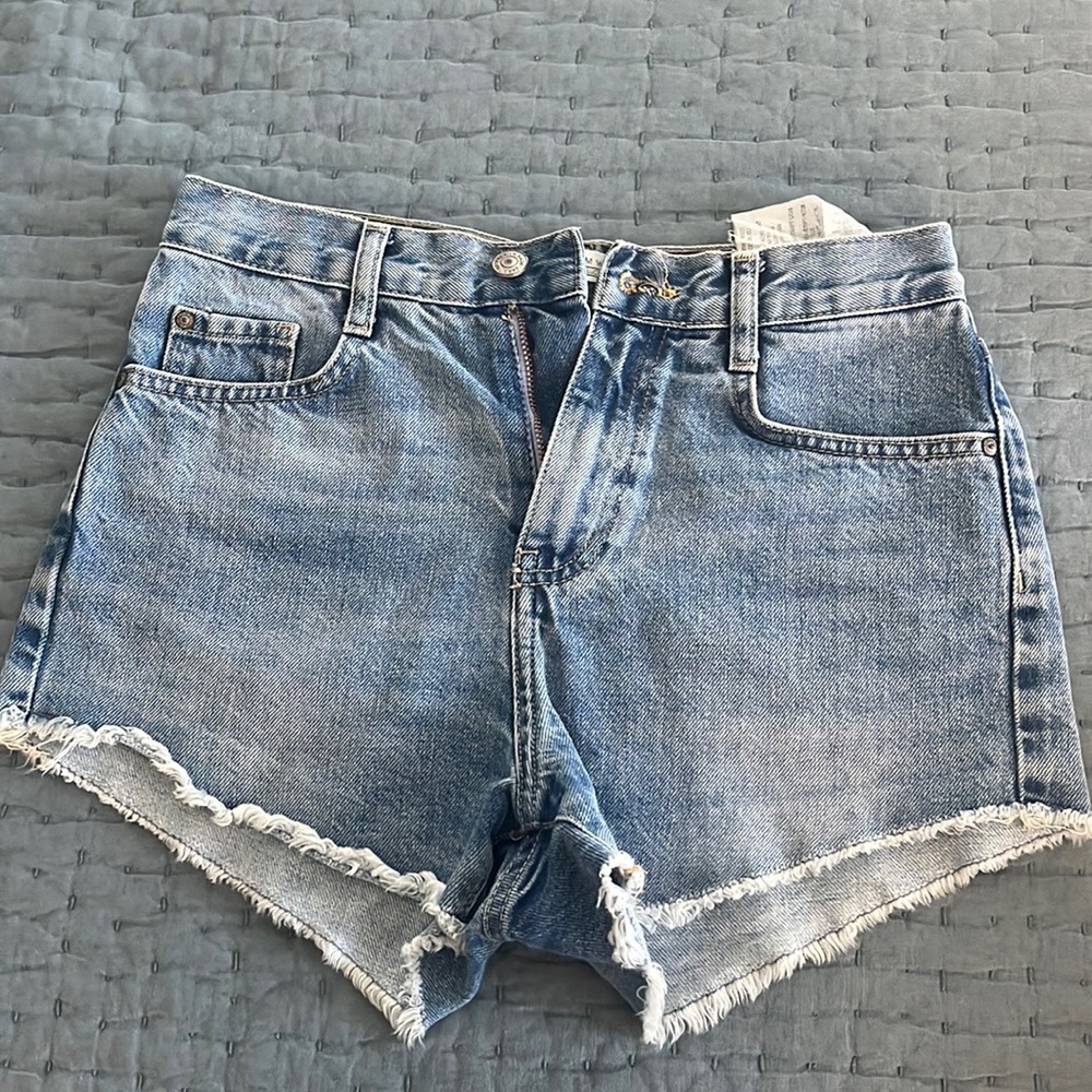 ZARA HIGH WAISTED DENIM SHORTS